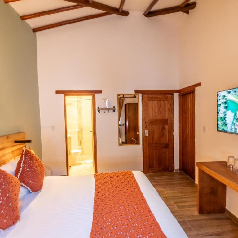 Casa Sie - Standard Queen Room - 2