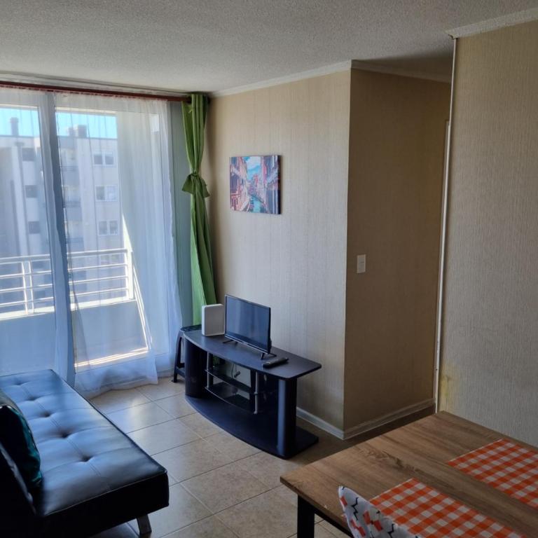 Inmobiliaria CTB - Three-Bedroom Apartment - 9