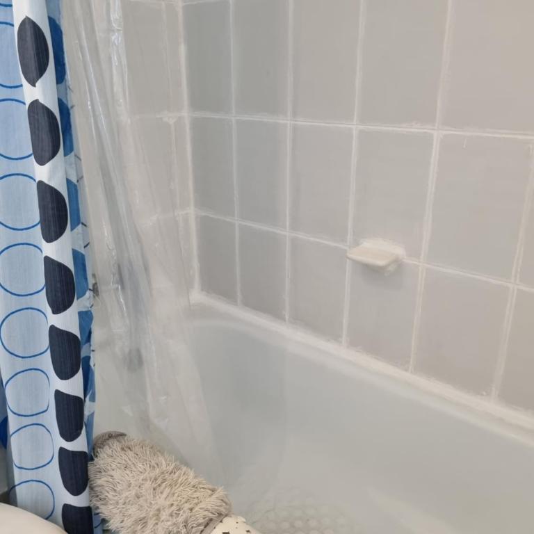 Inmobiliaria CTB - Three-Bedroom Apartment - 15