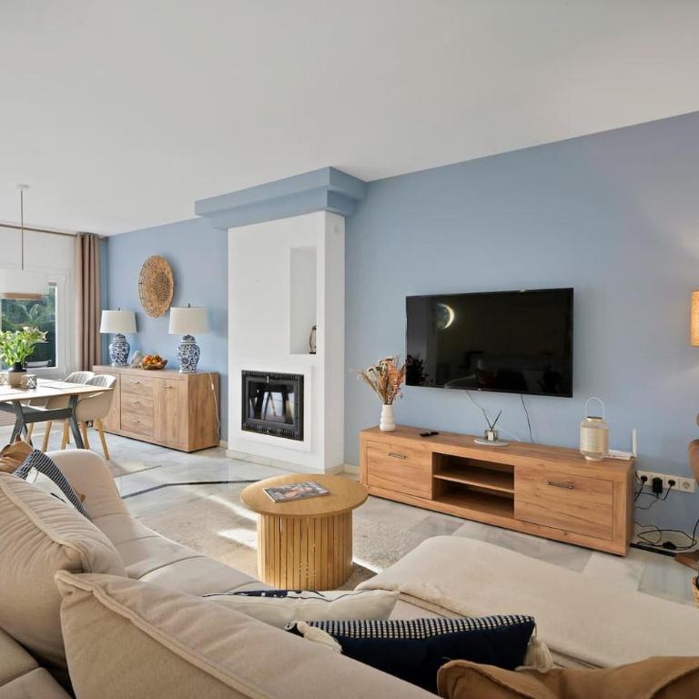 Private Garden Oasis BBQ, Pool, Walk to Beach - Habitación Individual - 1