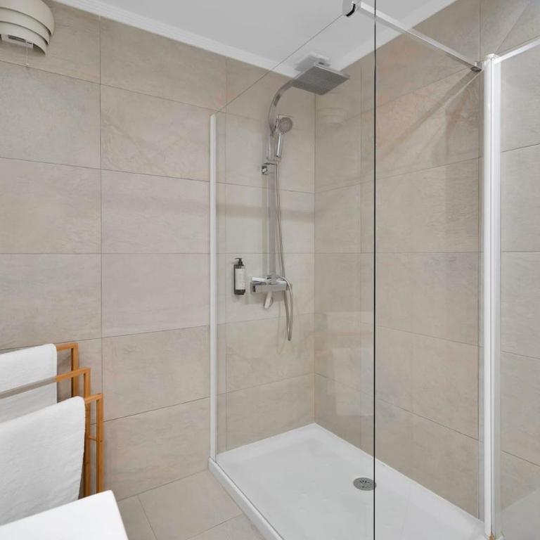 Private Garden Oasis BBQ, Pool, Walk to Beach - Habitación Individual - 33