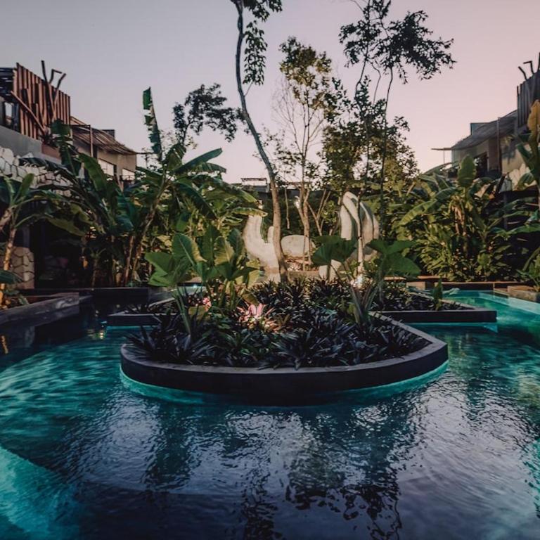 Private Jungle 1BR Retreat & Fast Wi-Fi - One-Bedroom Apartment - 1