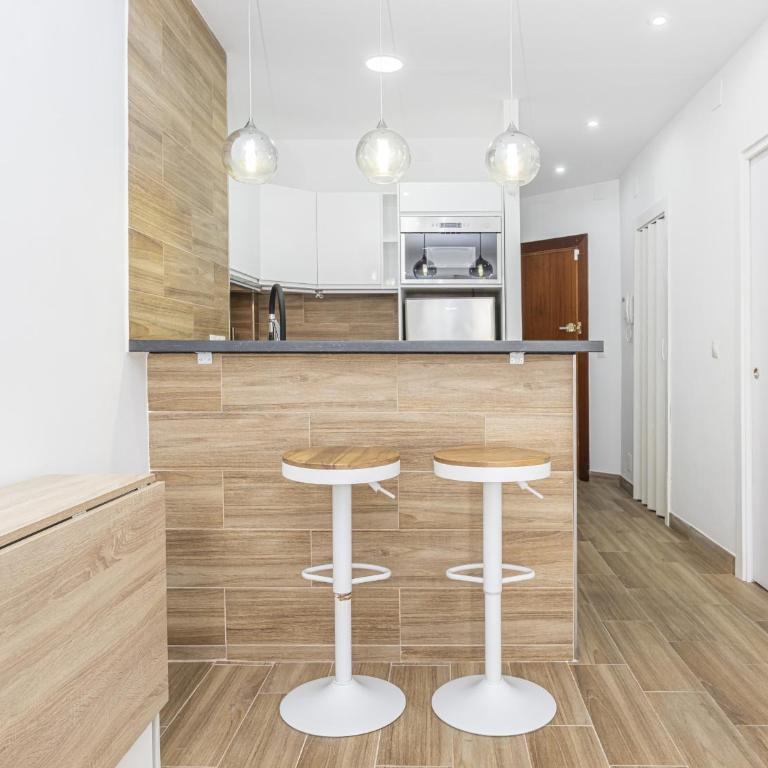 Central studio with balcony, close to the sea - Estudio - 12