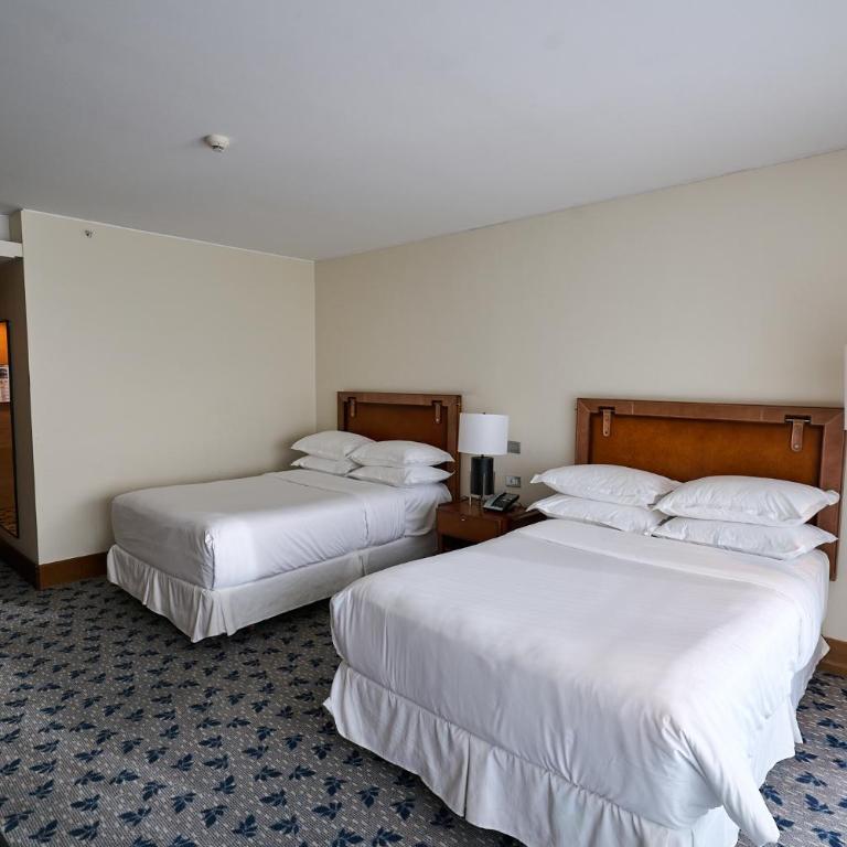 Sheraton Miramar Hotel & Convention Center - Classic, Guest room, 2 Queen or Double, Ocean view, Balcony - 3