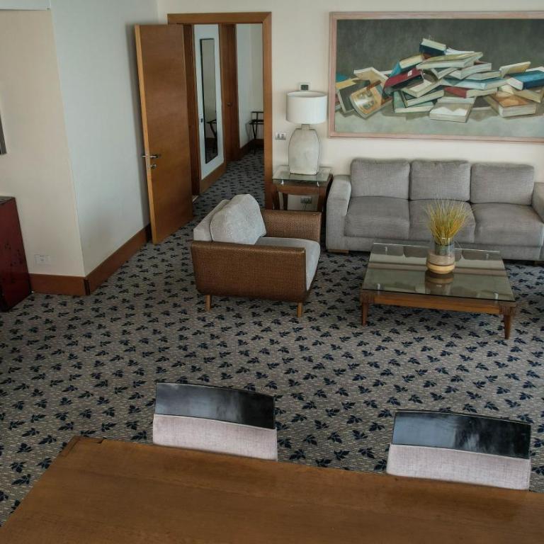 Sheraton Miramar Hotel & Convention Center - Suite Deluxe, Suite, 1 King, Oceanfront - 5
