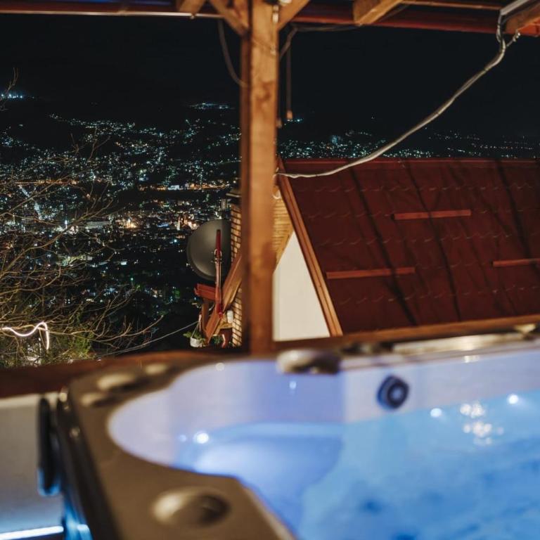 Holiday Home Relax Maison - Jacuzzi - city view - Kuća sa 1 Spavaćom Sobom - 10