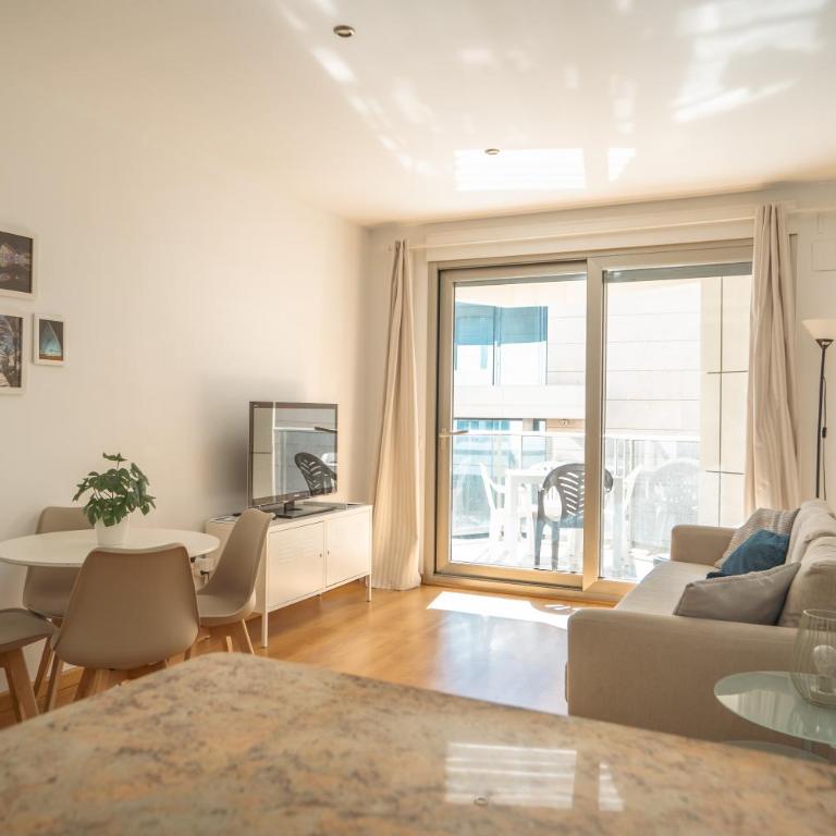 FiveStepsToSea - Beach Apartment Valencia - Apartment with Sea View - 1