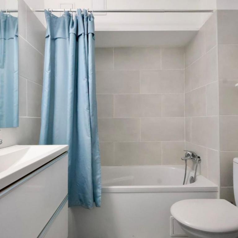 La Caravelle - Apt 2 Prs - front de mer - Clim - Appartement - 2