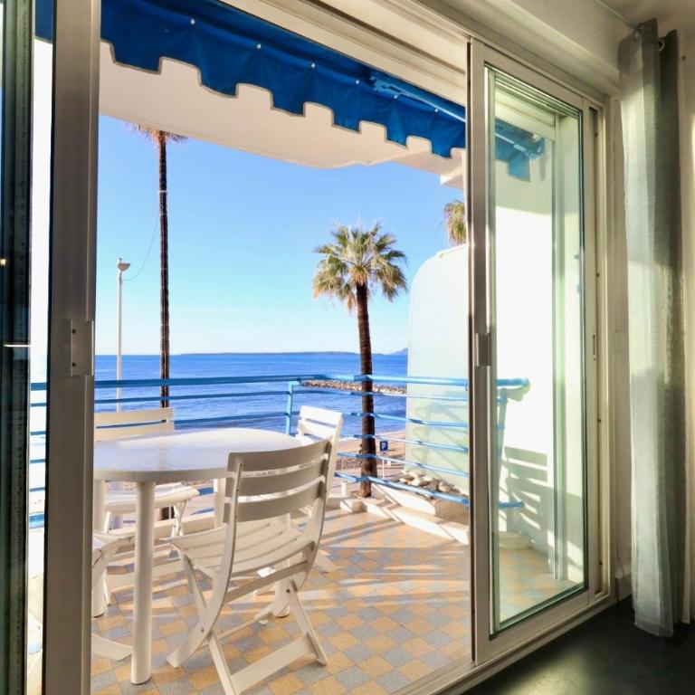 La Caravelle - Apt 2 Prs - front de mer - Clim - Appartement - 3