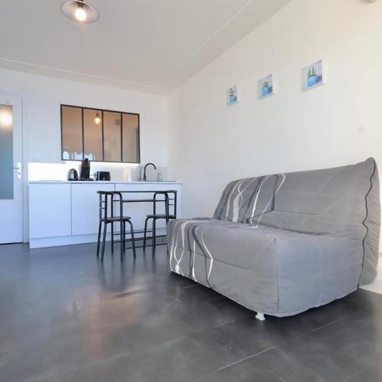 La Caravelle - Apt 2 Prs - front de mer - Clim - Appartement - 6