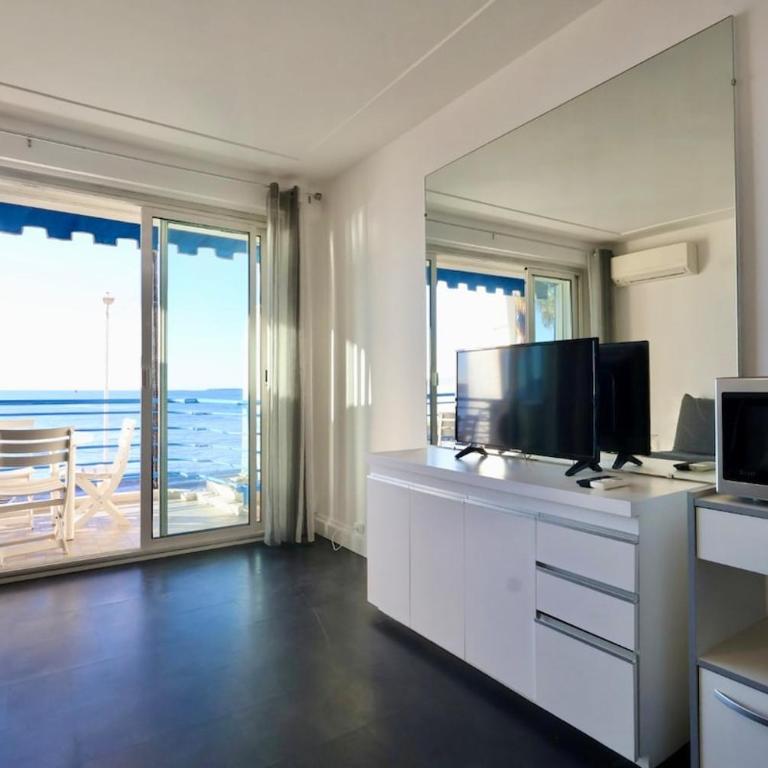La Caravelle - Apt 2 Prs - front de mer - Clim - Appartement - 8