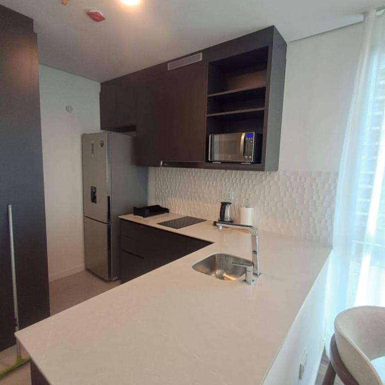 Departamento moderno edificio lujoso con cochera - One-Bedroom Apartment - 5