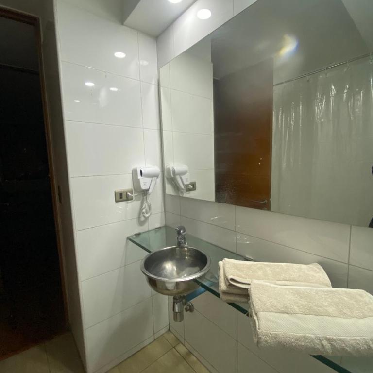Luxe Las Condes - Two-Bedroom Apartment - 43