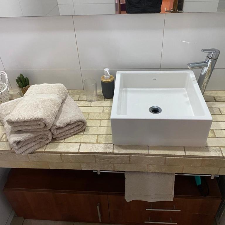 Luxe Las Condes - Two-Bedroom Apartment - 57