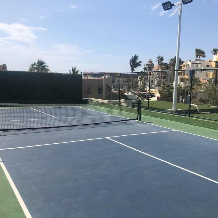 Medano Beach Cabo Resort 3 bedroom steps to marina - Apartamento - 47