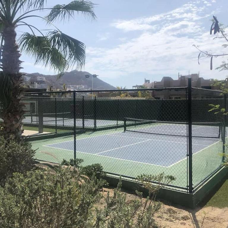 Medano Beach Cabo Resort 3 bedroom steps to marina - Apartamento - 46