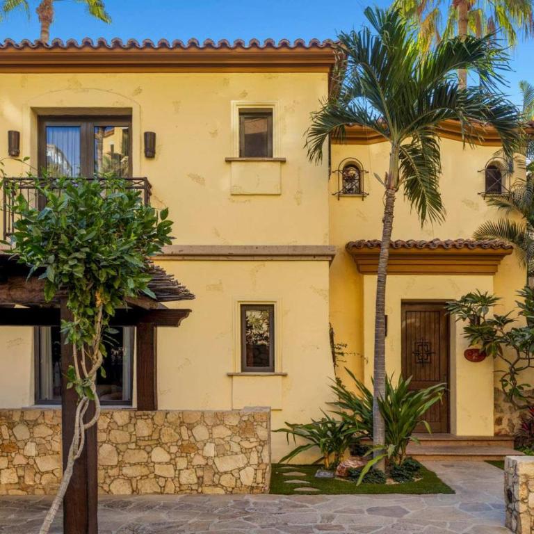 HACIENDA BEACH CLUB BEACH FRONT 4 BE34DROOM VILLA CAN BE RENTED AS A 3 BEDROOM - Apartamento - 36