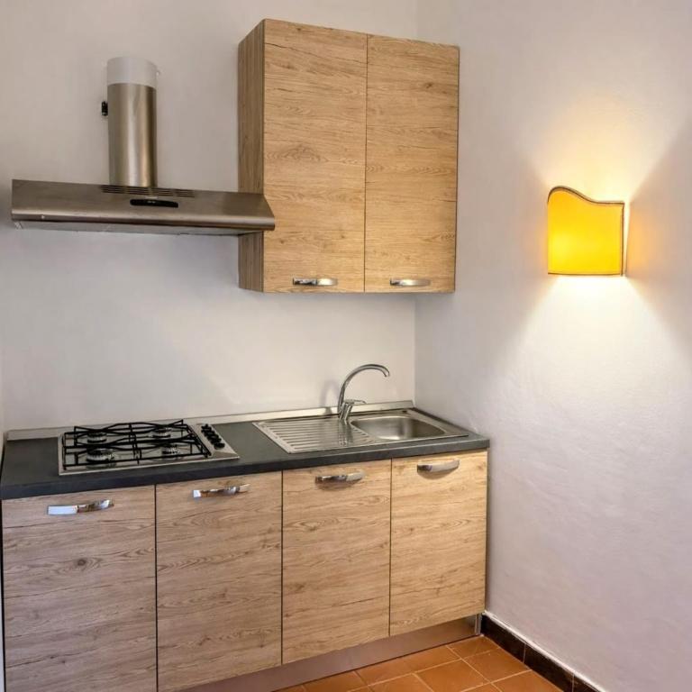 Apartment with veranda near Stintino - Appartamento con 1 Camera da Letto - 4