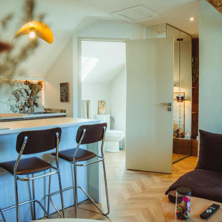 La Suite Media, Elégante suite en centre-ville, appartement avec vue - Appartement 1 Chambre - 3