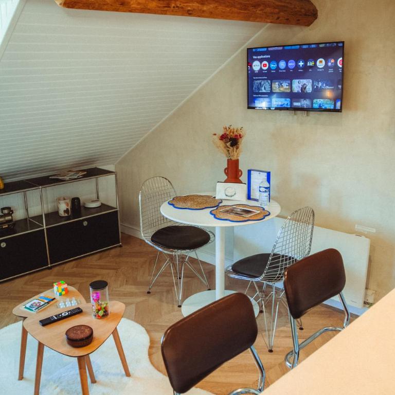 La Suite Media, Elégante suite en centre-ville, appartement avec vue - Appartement 1 Chambre - 17