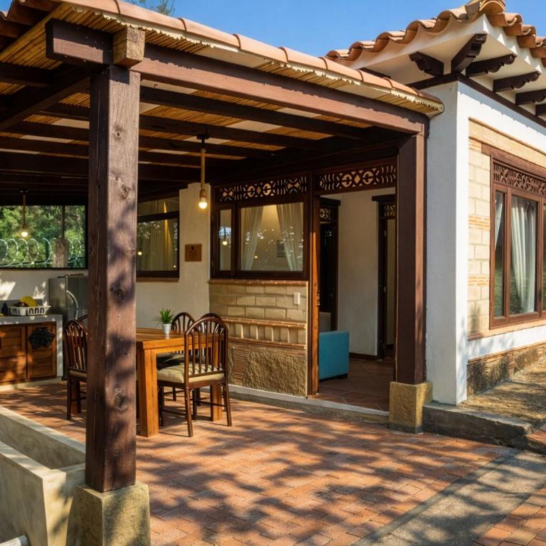 Hacienda Cascanueces - Family Room - 5