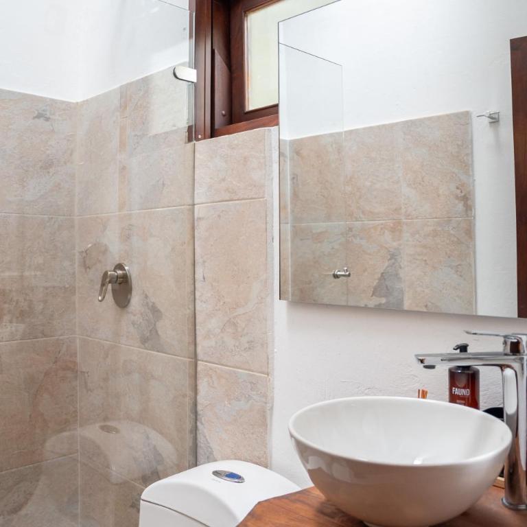 Hacienda Cascanueces - Two-Bedroom House - 14