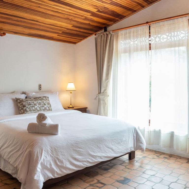 Hacienda Cascanueces - Double Room - 9
