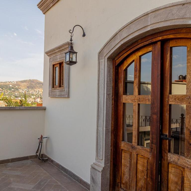 Stunning View Classic Colonial - Villa - 64