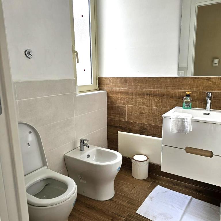 Happy Days Central House - Doppelzimmer - 6