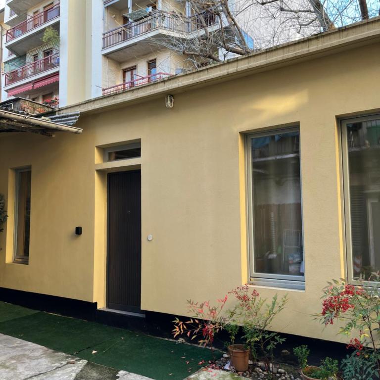 Elegante Bilocale a 10 min da Porta Nuova - Appartamento con 2 Camere da Letto - 14