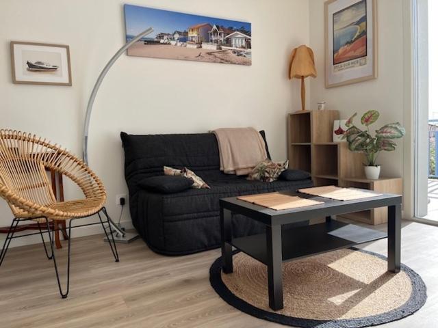 Le 25 degrés, T2 lumineux à 2 pas de la plage du Mauret - One-Bedroom Apartment - 23