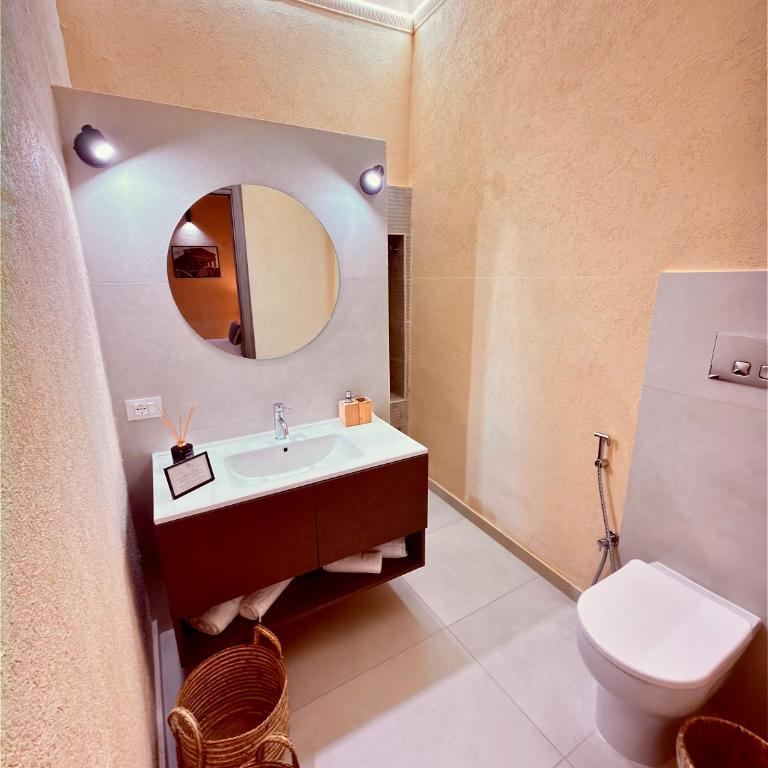 Bìfara Rooms - Double Room with Balcony - 16