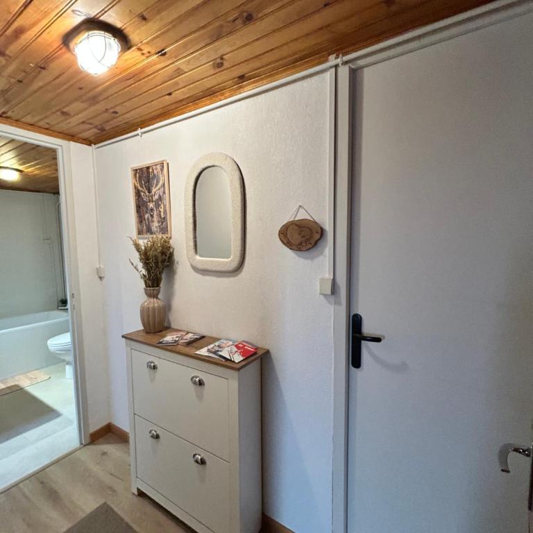 Appartement Rez de jardin Le refuge aux cerfs - Appartement - Vue sur Jardin - 8