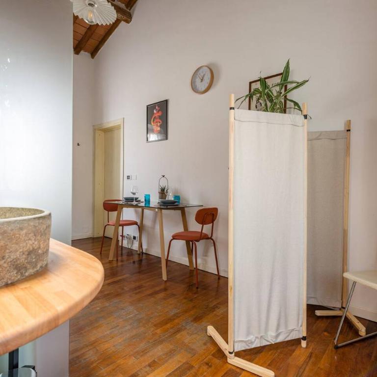 Spacious 2BR Apartment for Families Central & Quiet Pisa - Appartamento - 13