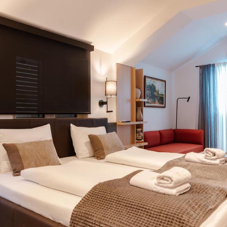 Villa Dragana with heading swimming pool and parking - Vila sa Sopstvenim Bazenom - 58