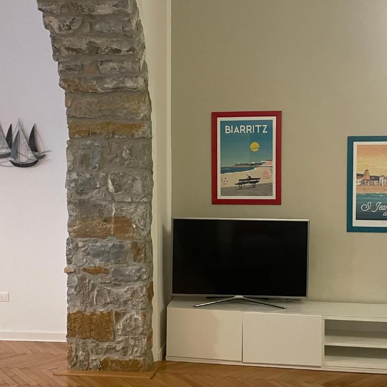 House 1826 in the Marine Heart of Trieste - Appartamento con 2 Camere da Letto - 6