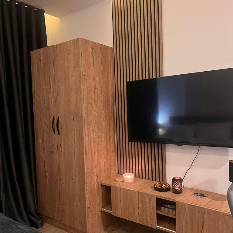 Misho Hills Retreat - Apartment with Terrace - 14