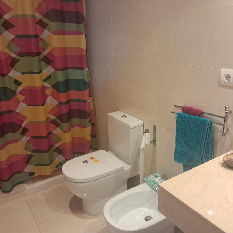 Espacioso dúplex de 3 habitaciones con piscina y parking - Apartamento - 7
