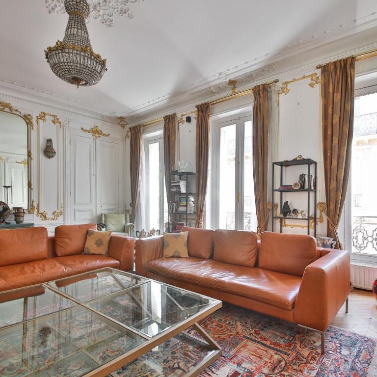 Apartment 8 people Champs Élysées - Three-Bedroom Apartment - 3