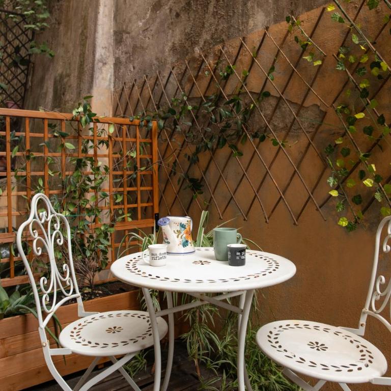 Soggiorno nel cuore di Roma Monti - Appartamento con 1 Camera da Letto - 1