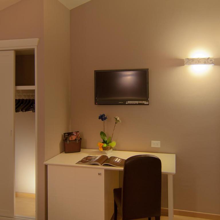 Hotel Arnolfo & Aqua Laetitia Spa & Beauty - Deluxe Doppelzimmer - 1