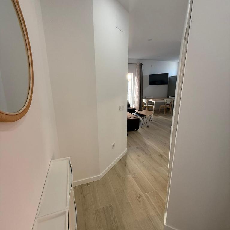 Independent Apartment At Villa Noelia Benalmádena With Private Pool, Garden & Parking - One-Bedroom House - 21