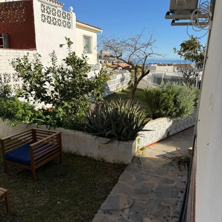 Independent Apartment At Villa Noelia Benalmádena With Private Pool, Garden & Parking - One-Bedroom House - 4