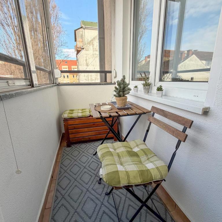 Very central cozy apartment - One-Bedroom Apartment - 35