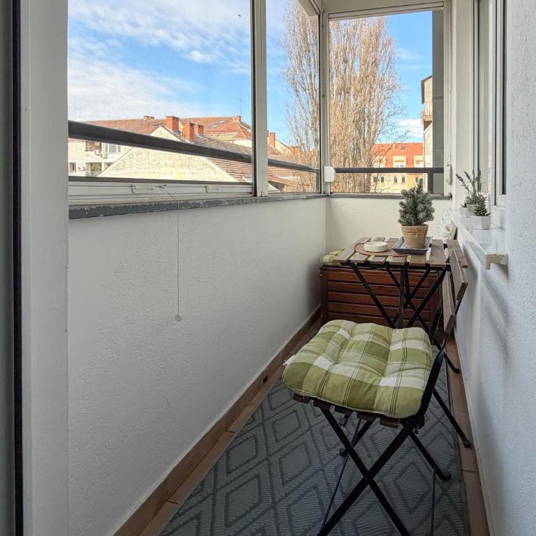 Very central cozy apartment - One-Bedroom Apartment - 37