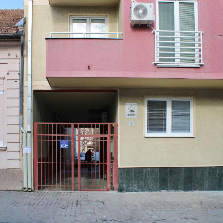 Very central cozy apartment - One-Bedroom Apartment - 42