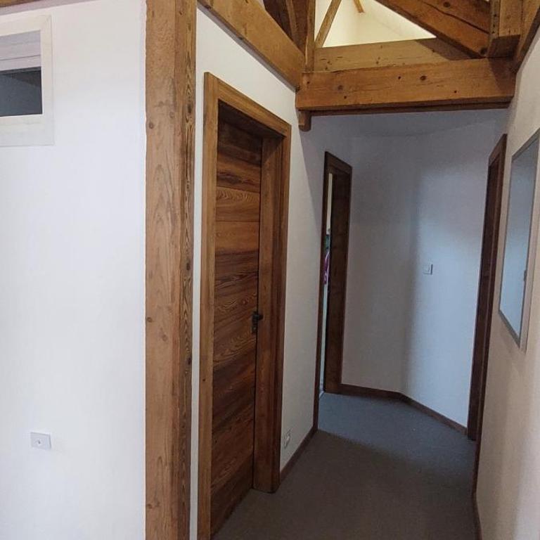 Spacieux duplex avec terrasse très apprécié des voyageurs au cœur de la Bresse - de 2 à 8 personnes - Apartment - 19