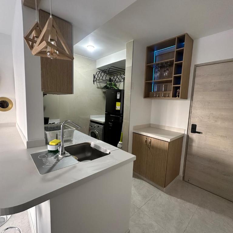 Ap311 Entrelagos Estilo y confort en Cartagena - Three-Bedroom Apartment - 4
