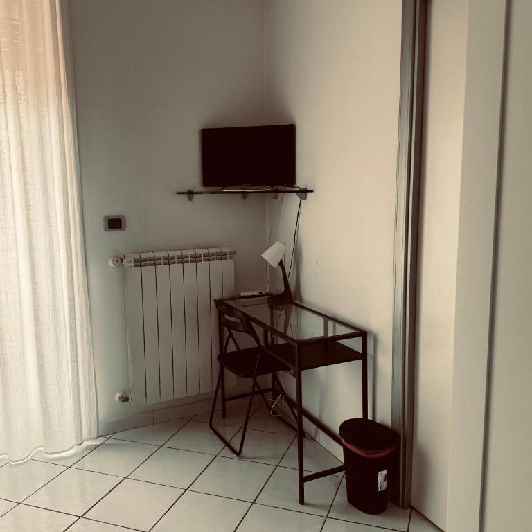 Suite 84 Holiday Home a pochi minuti dalla stazione - Camera Matrimoniale - 3