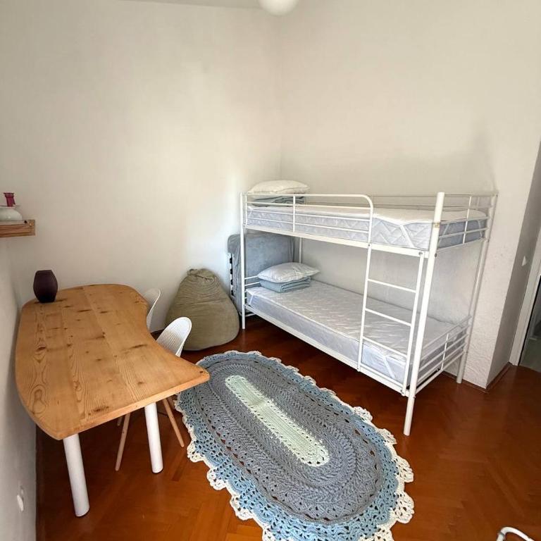 Barbara - Two-Bedroom Apartment - 29